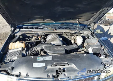 2004 Chevrolet Tahoe Lt z USA, uszkodzony, nr VIN 1GNEC13Z24R191877